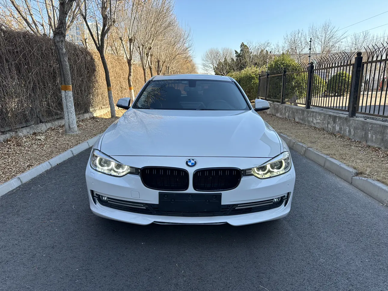 BMW 3 Series  из Китая