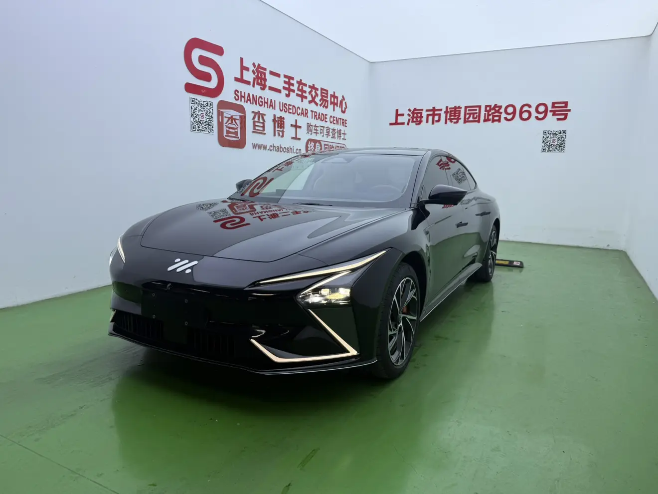 Zhiji L7  из Китая