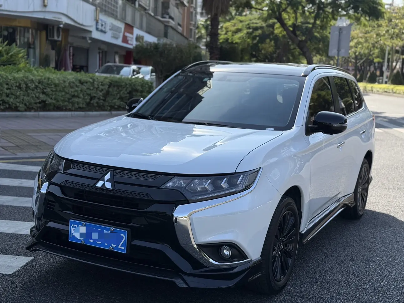 Mitsubishi Outlander  из Китая