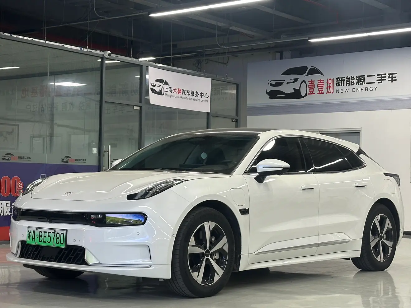 ZEEKR 001  из Китая