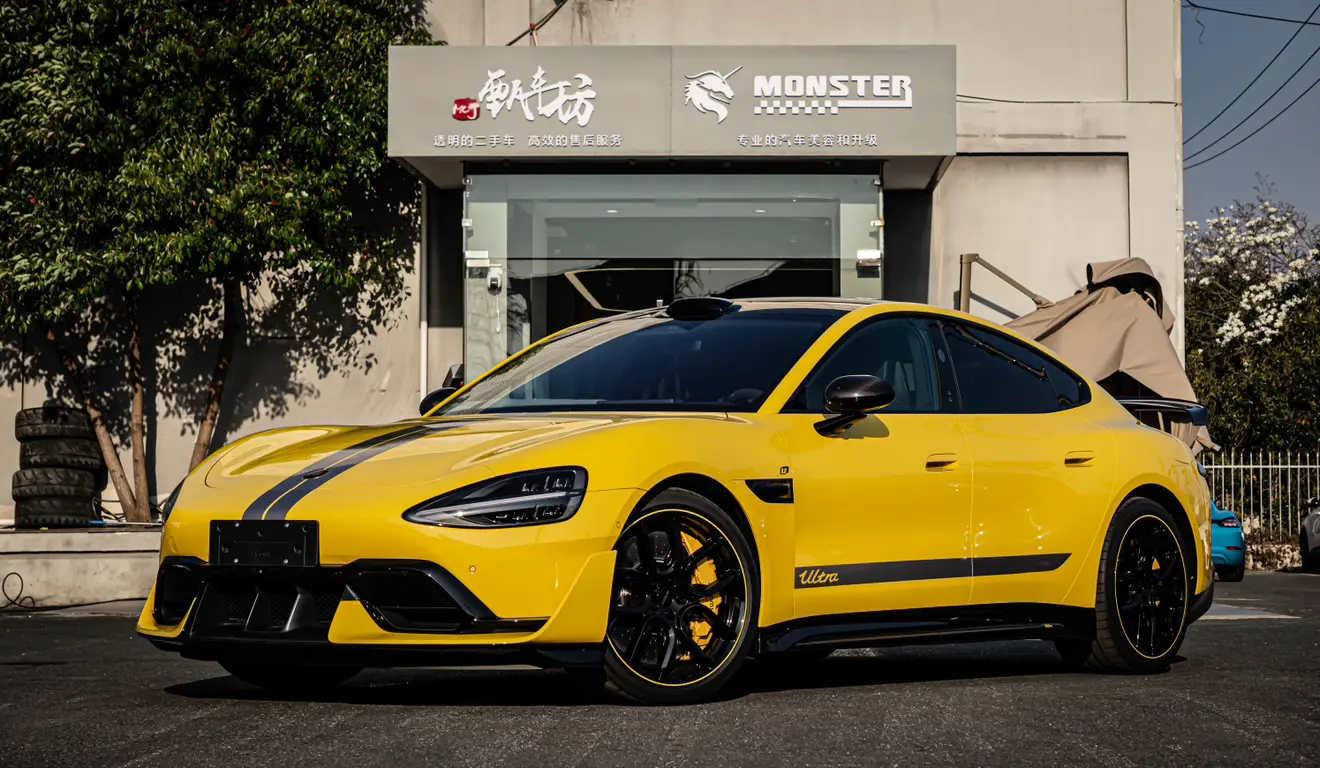 Xiaomi car Xiaomi SU7 Ultra  из Китая