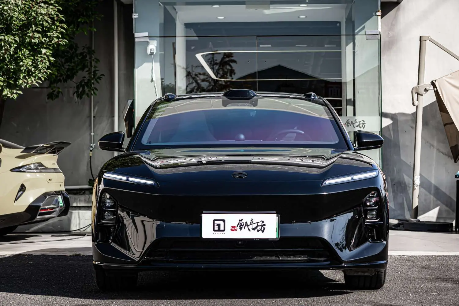 NIO ET5T  из Китая