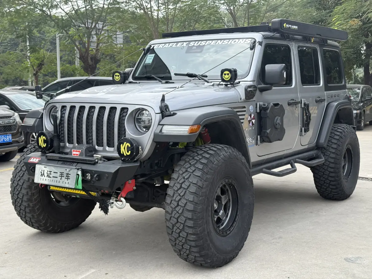 Jeep Wrangler 4xe PHEV  из Китая
