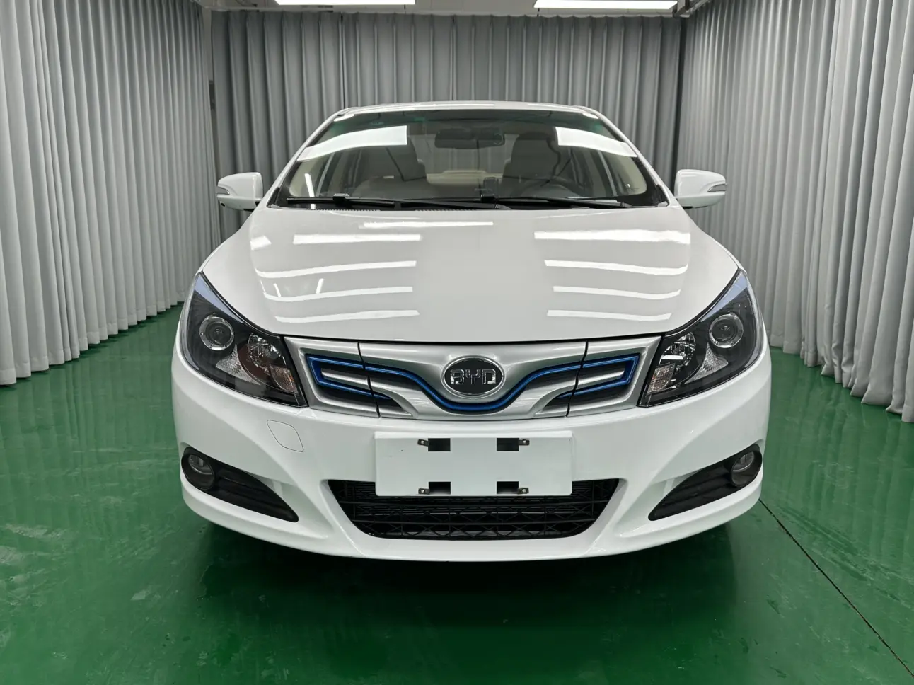 BYD e5  из Китая