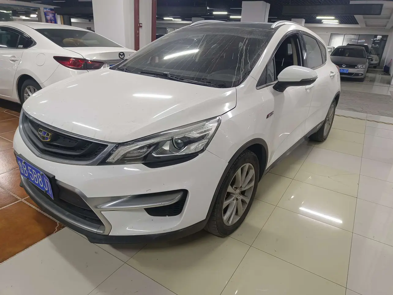 Geely Emgrand GS  из Китая