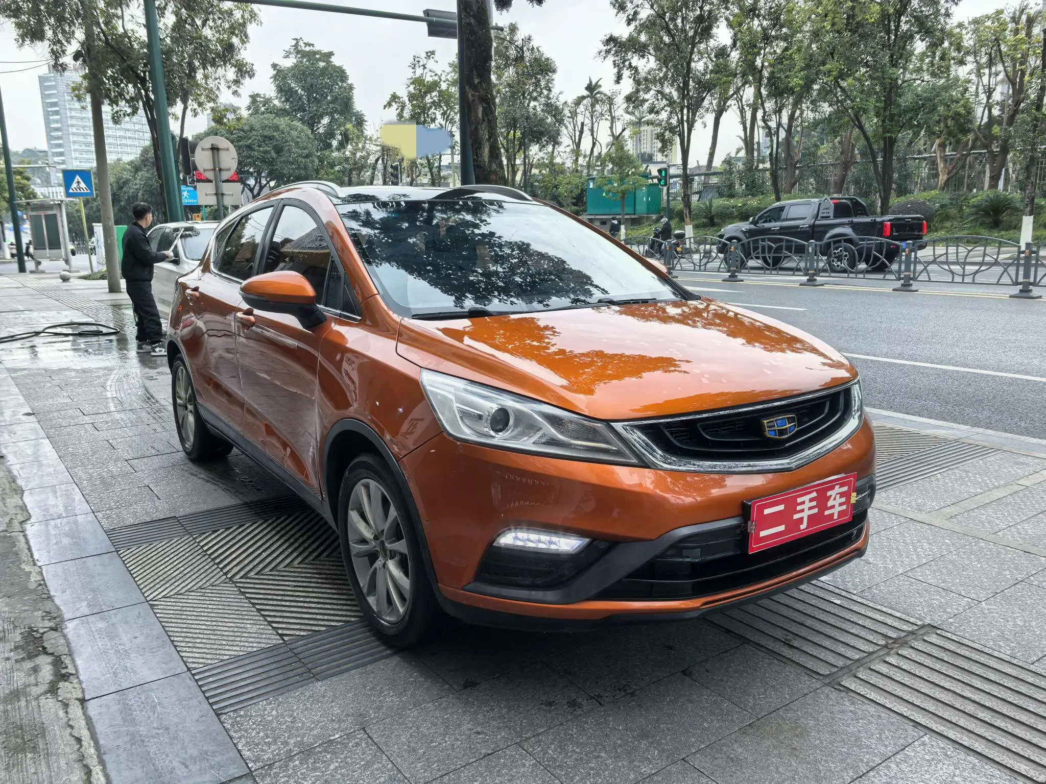 Geely Emgrand GS  из Китая