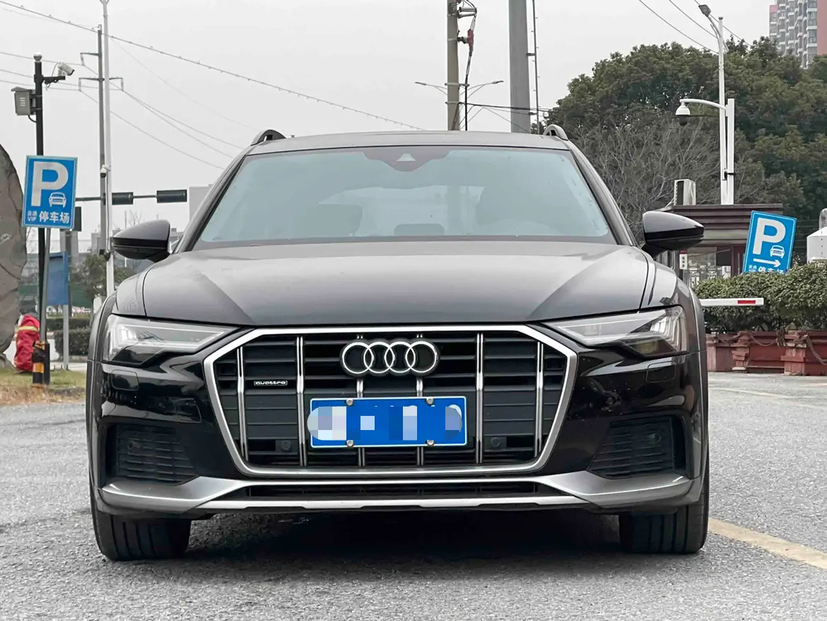 Audi A6  из Китая