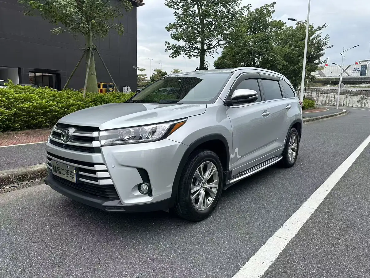 Toyota Highlander  из Китая