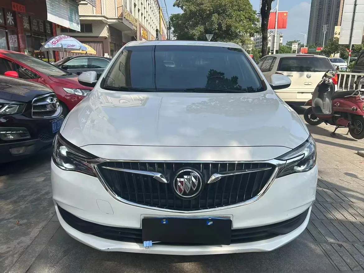 Buick Yinglang  из Китая