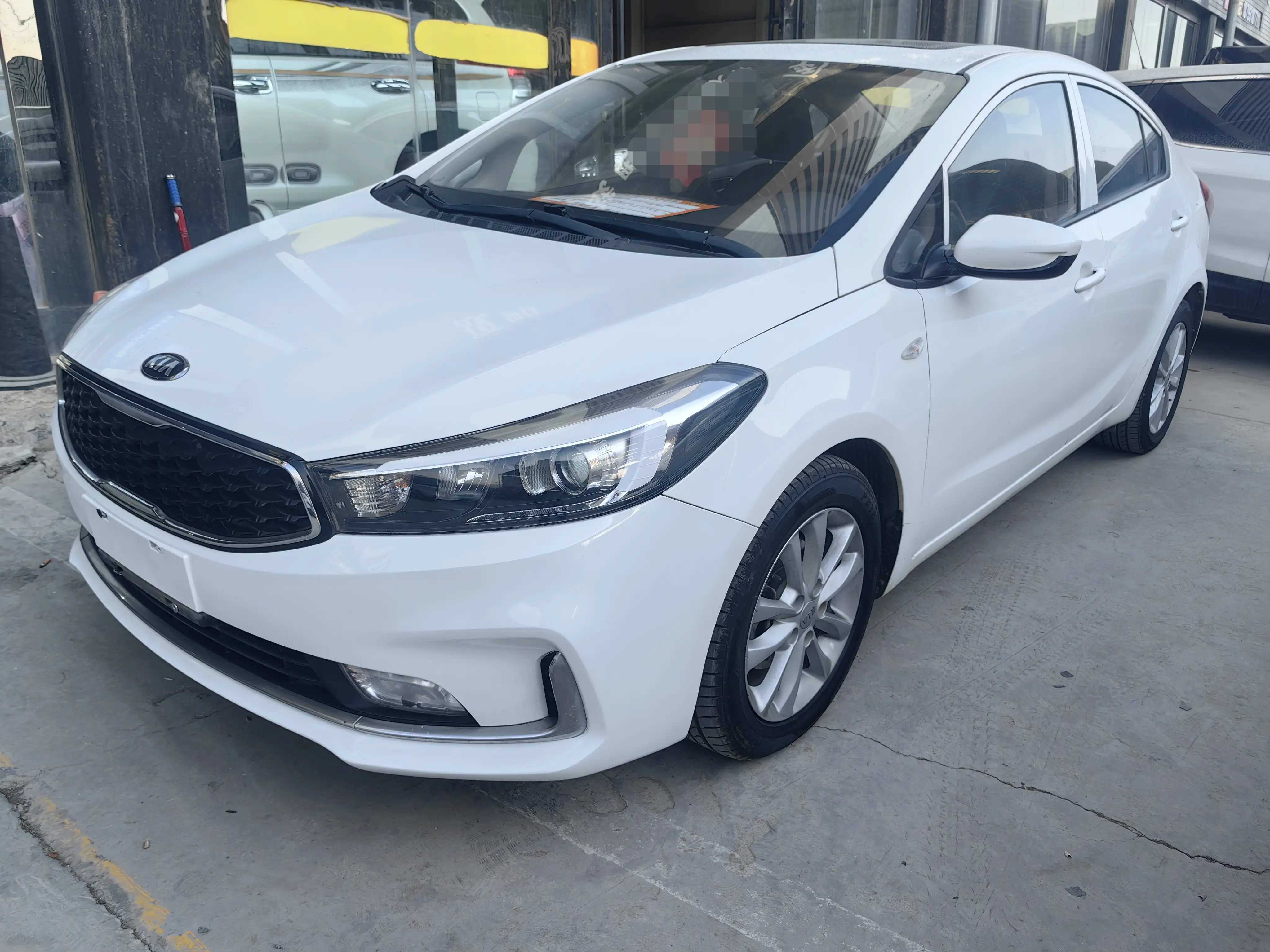 Kia K3  из Китая