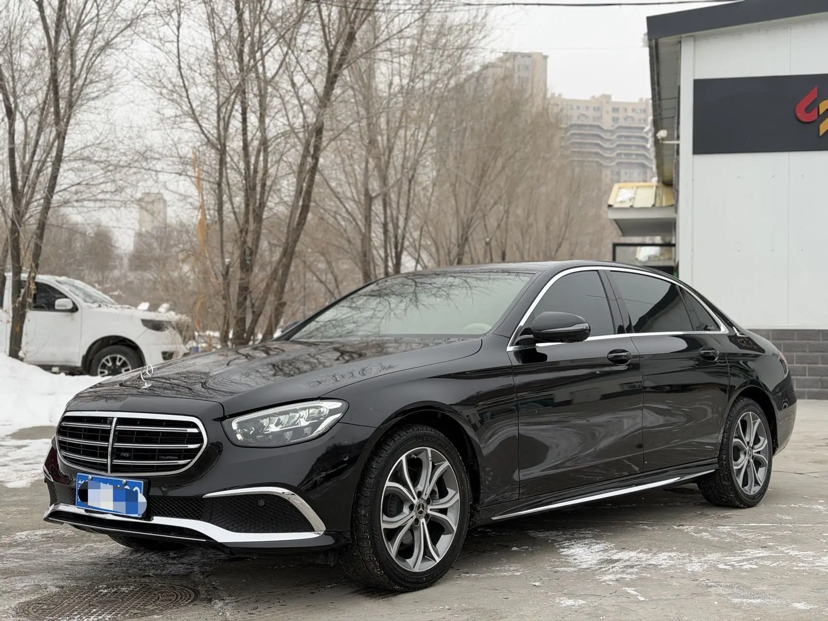 Mercedes-Benz E-Class  из Китая
