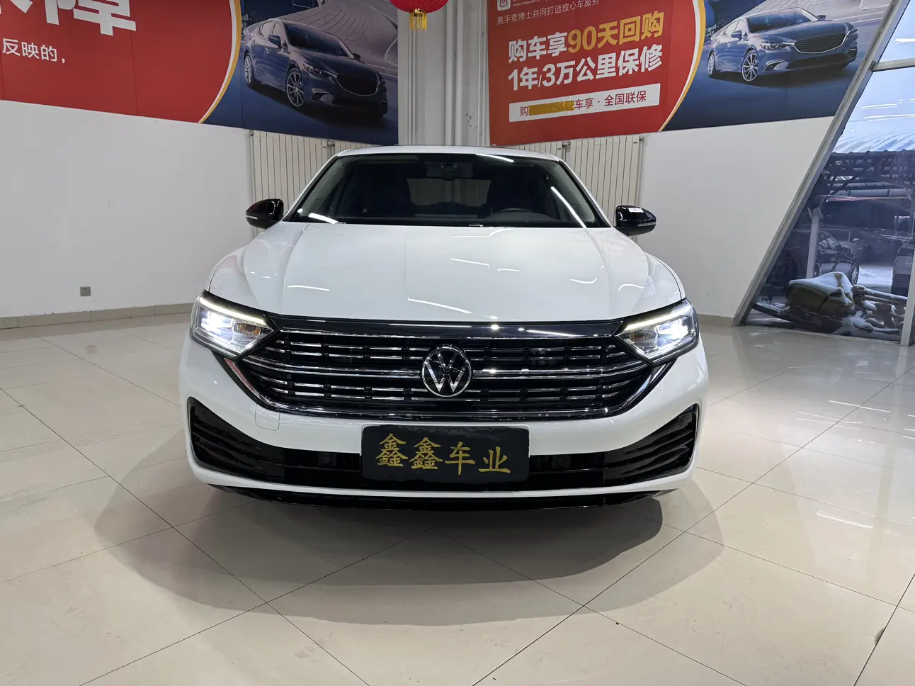 Volkswagen Sagitar  из Китая