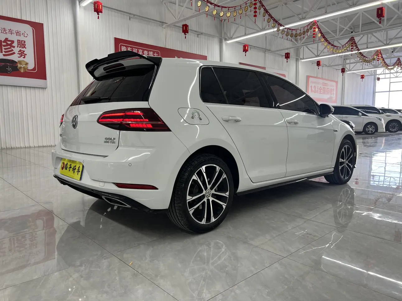 Volkswagen Golf  из Китая