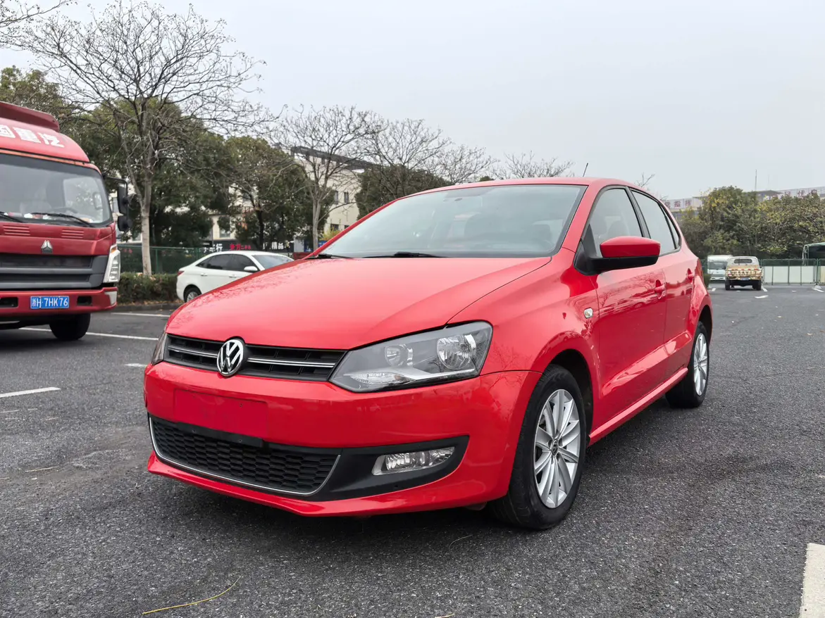 Volkswagen Polo  из Китая