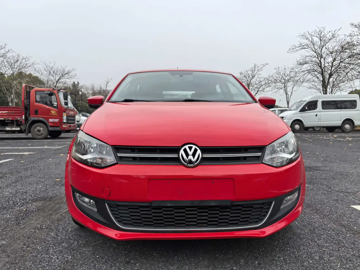 Volkswagen Polo  из Китая