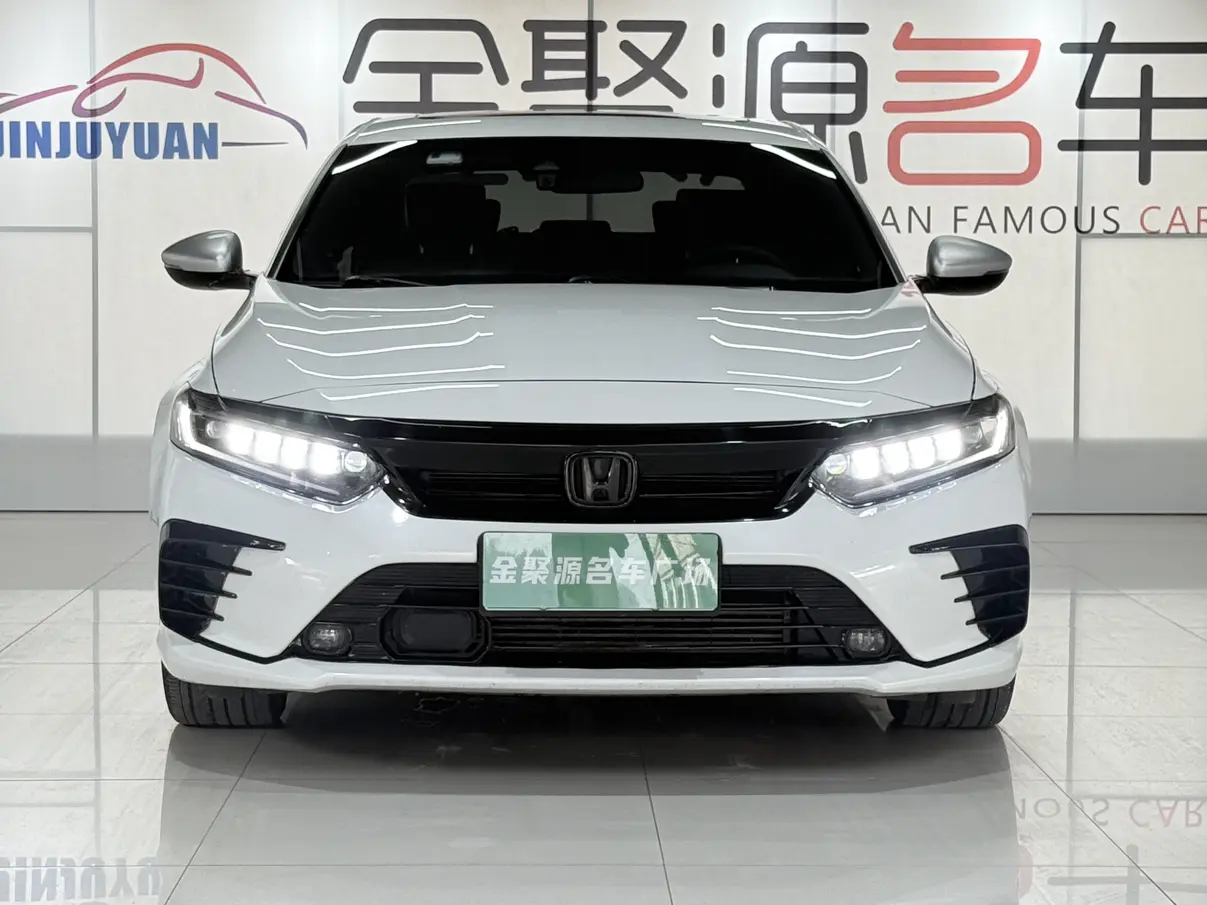Honda Inspire (Yingshipai)  из Китая
