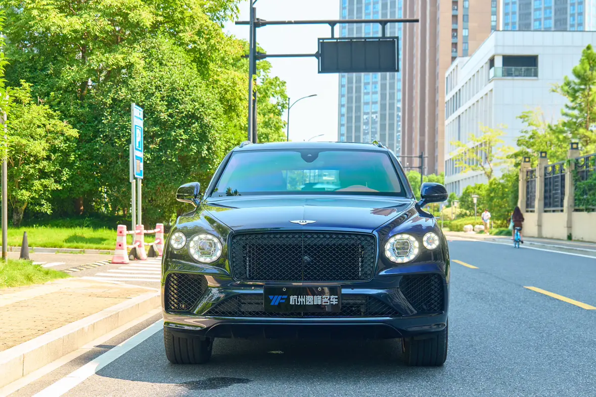 Bentley Bentayga  из Китая