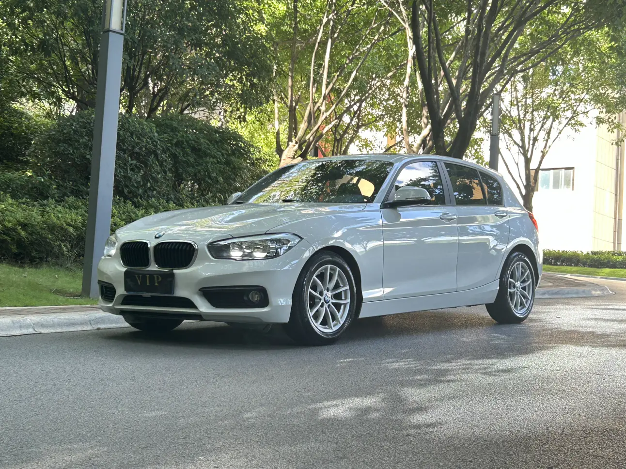 BMW 1 Series  из Китая