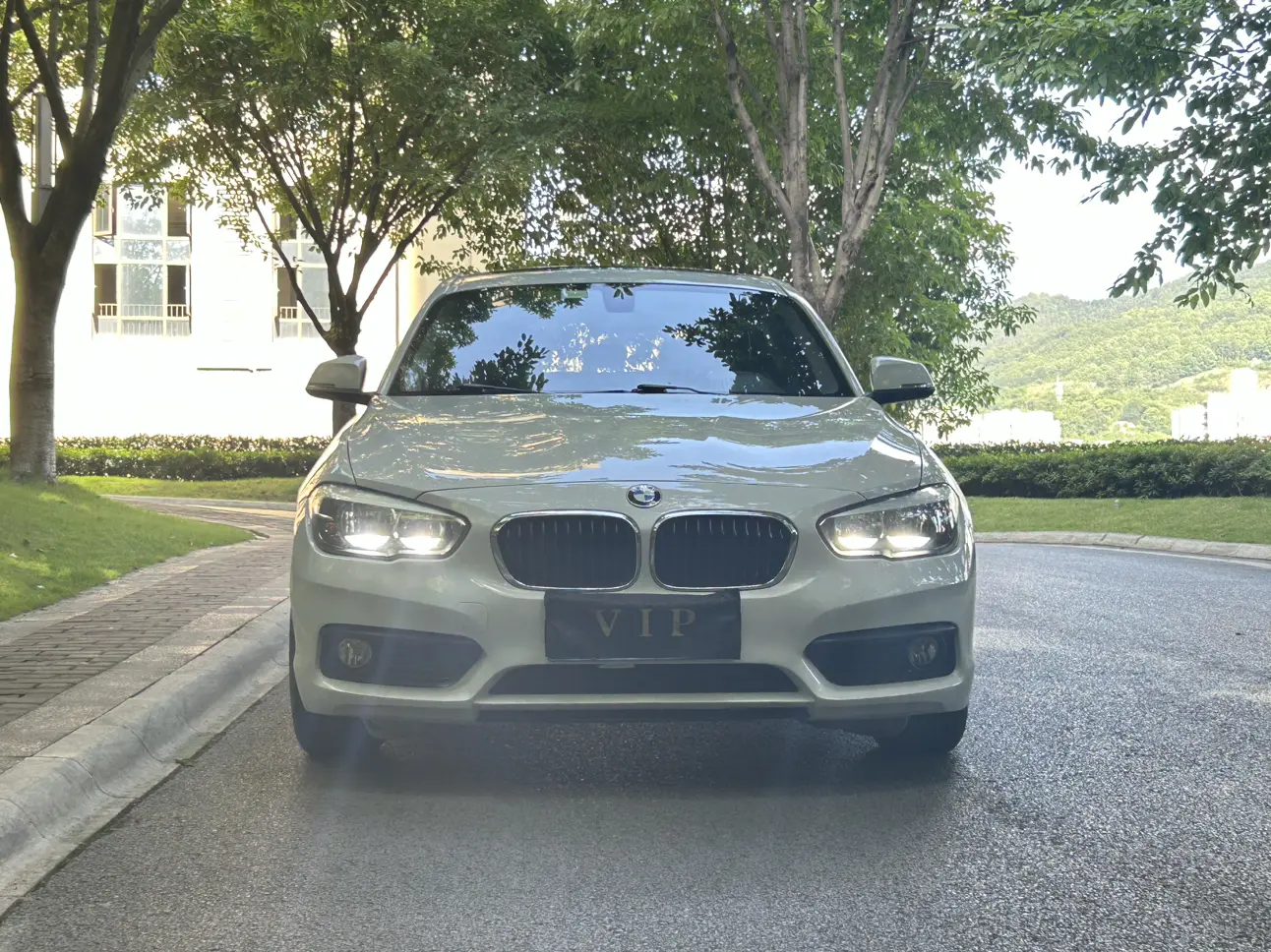 BMW 1 Series  из Китая
