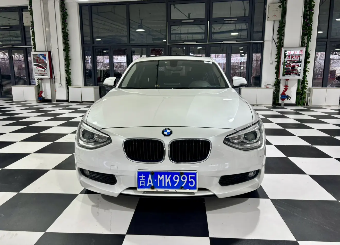 BMW 1 Series  из Китая