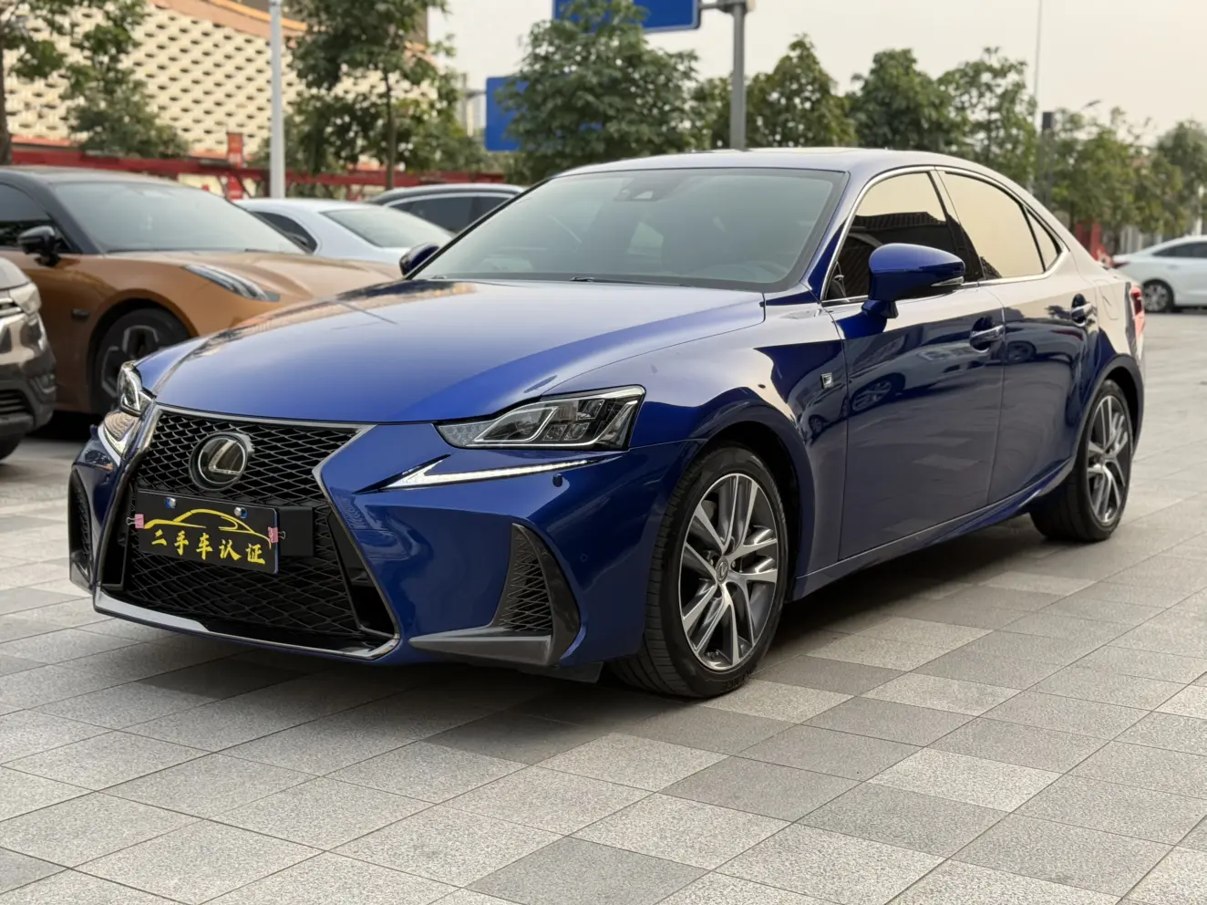 Lexus IS  из Китая