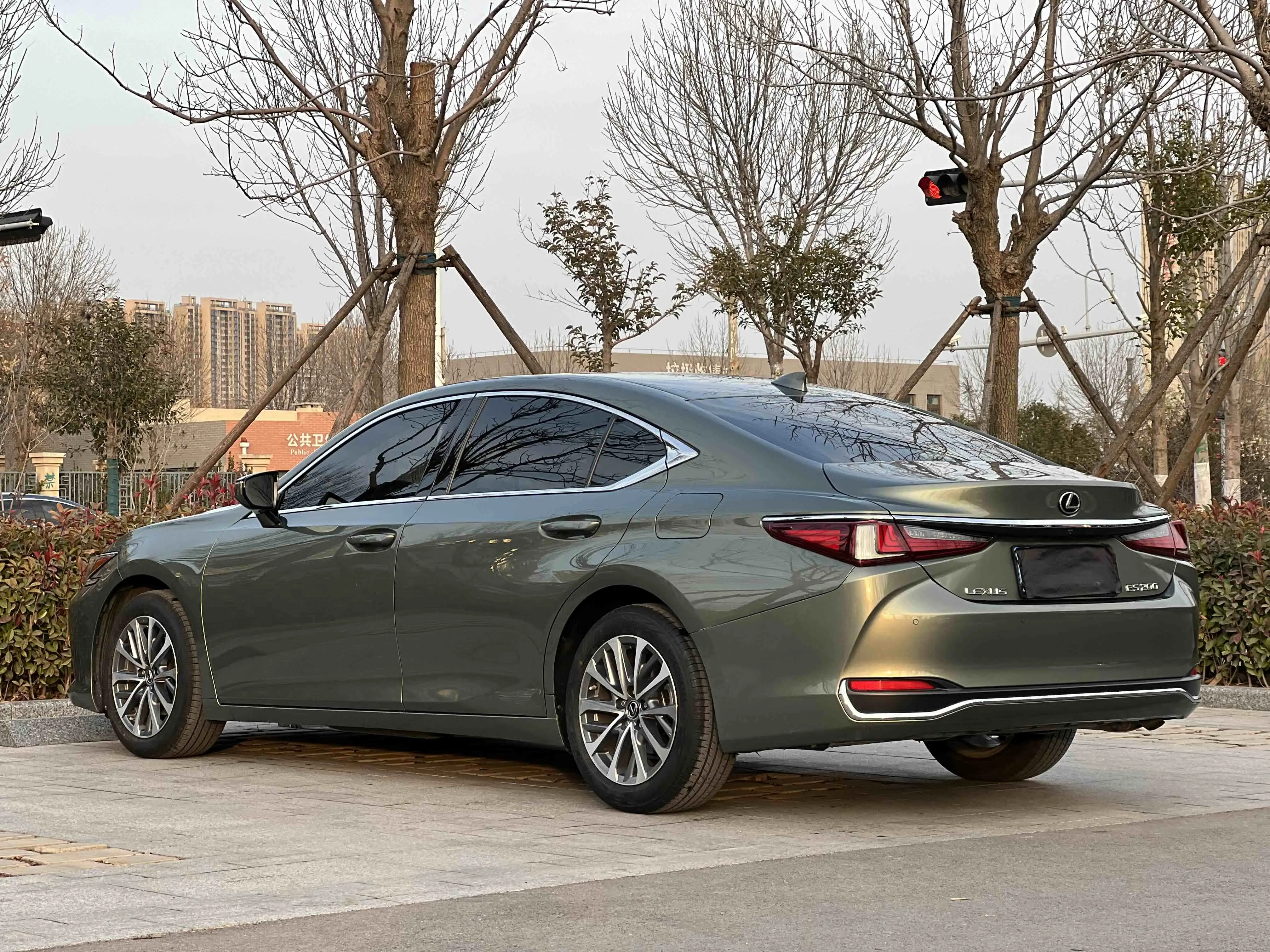 Lexus ES