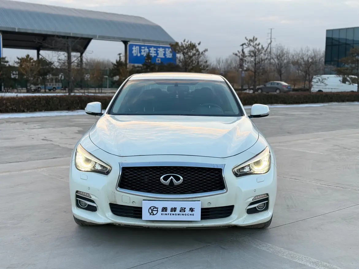 Infiniti Q50L  из Китая