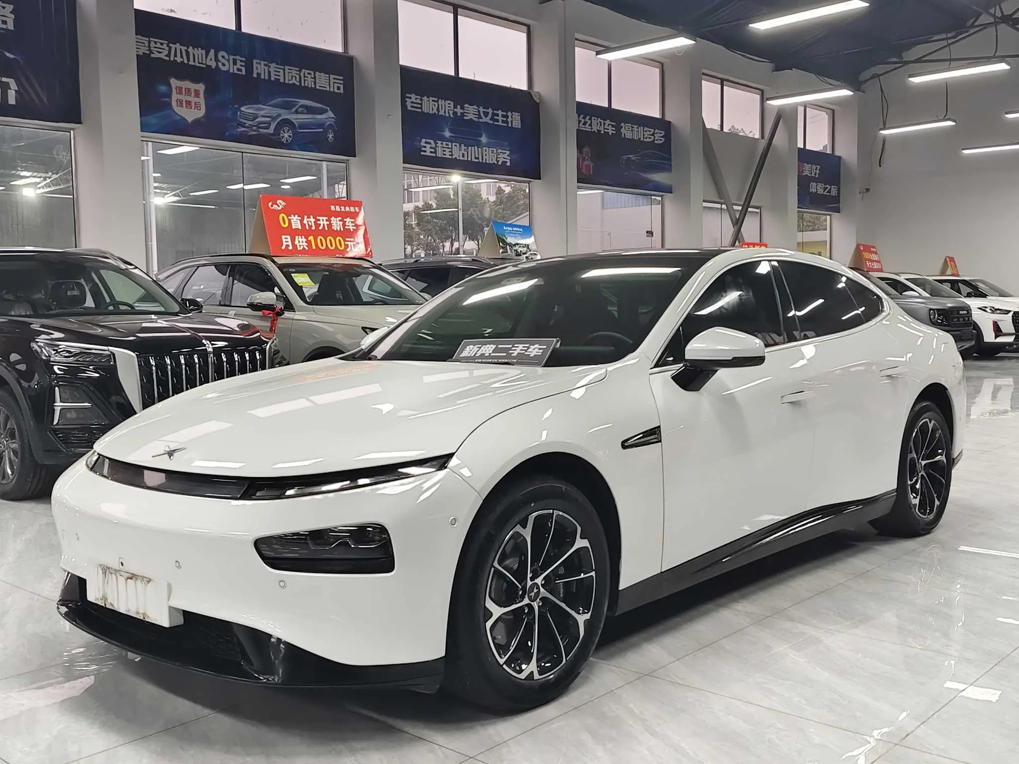 Xpeng P7  из Китая