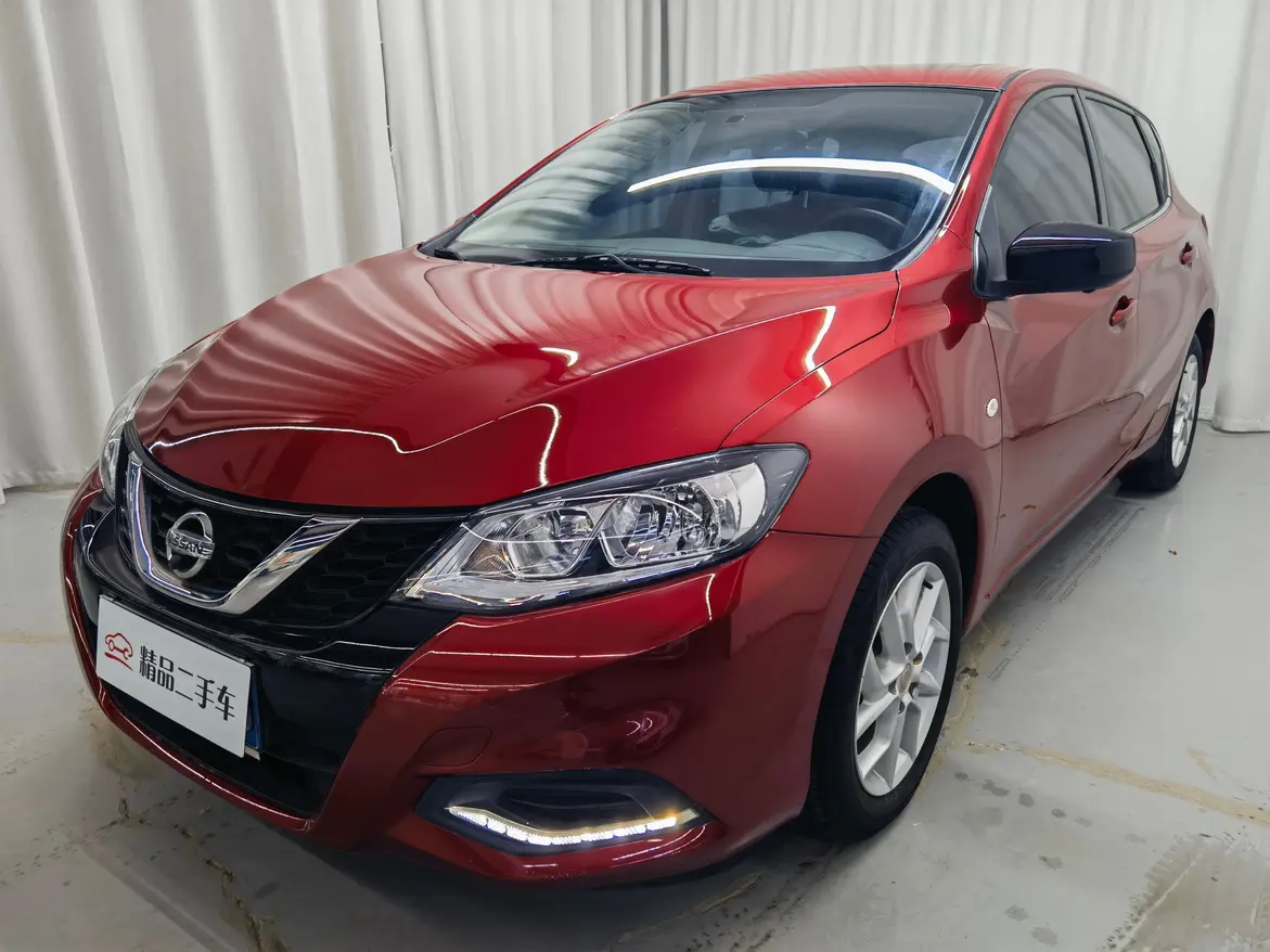 Nissan Tiida  из Китая