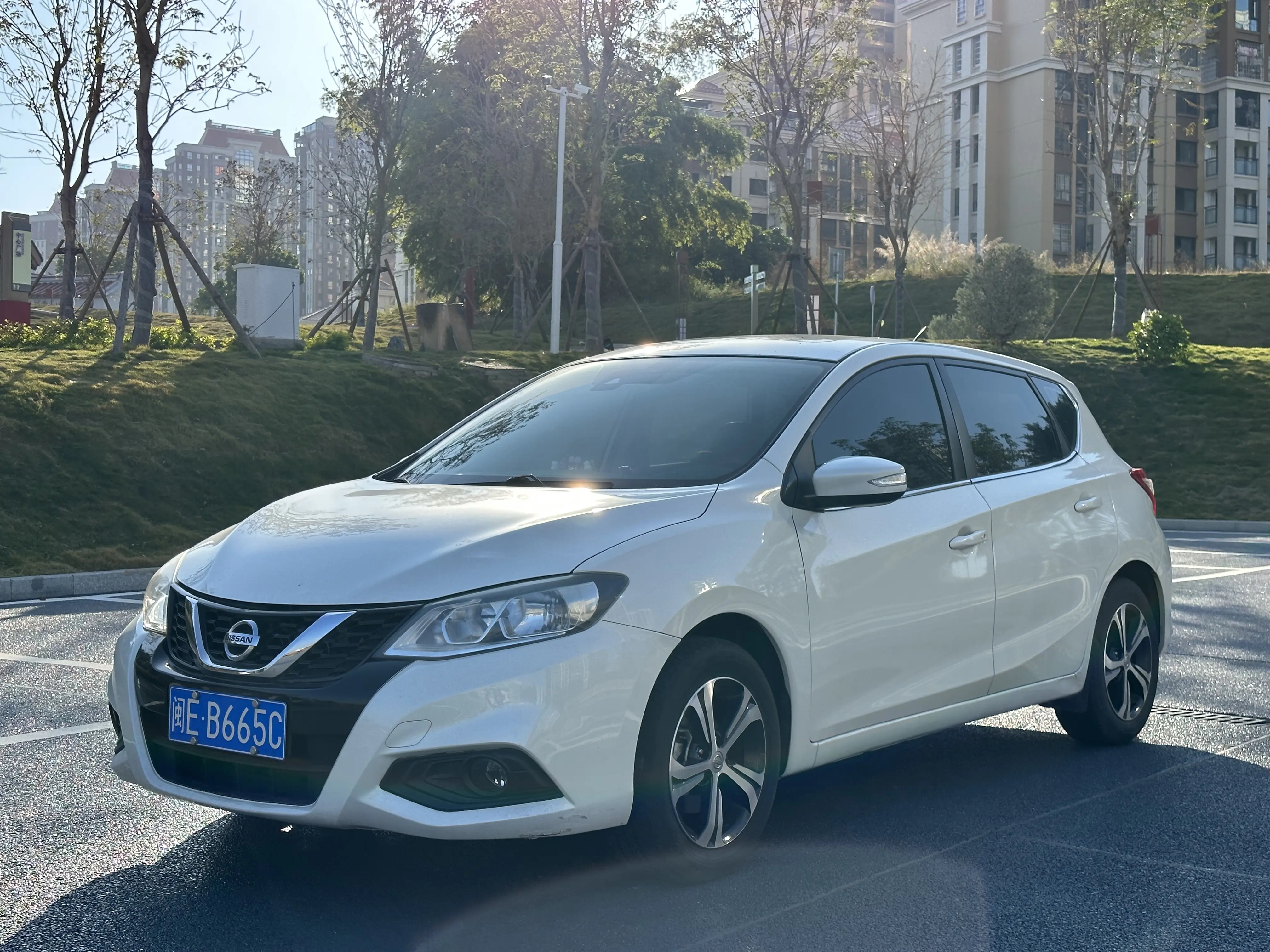 Nissan Tiida  из Китая