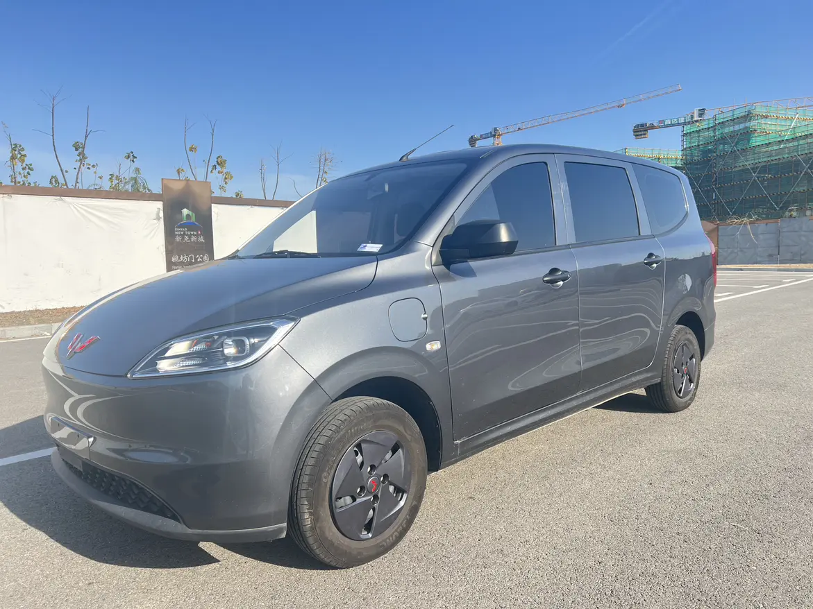 Wuling Hongguang pure electric version  из Китая
