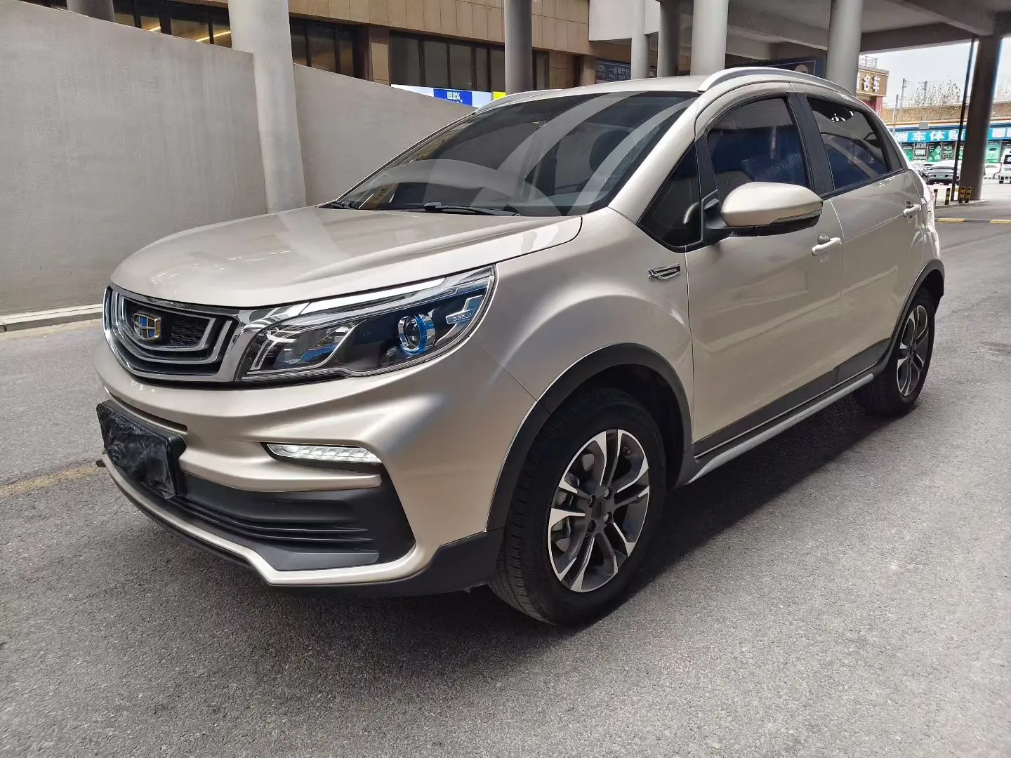 Geely Vision X3  из Китая