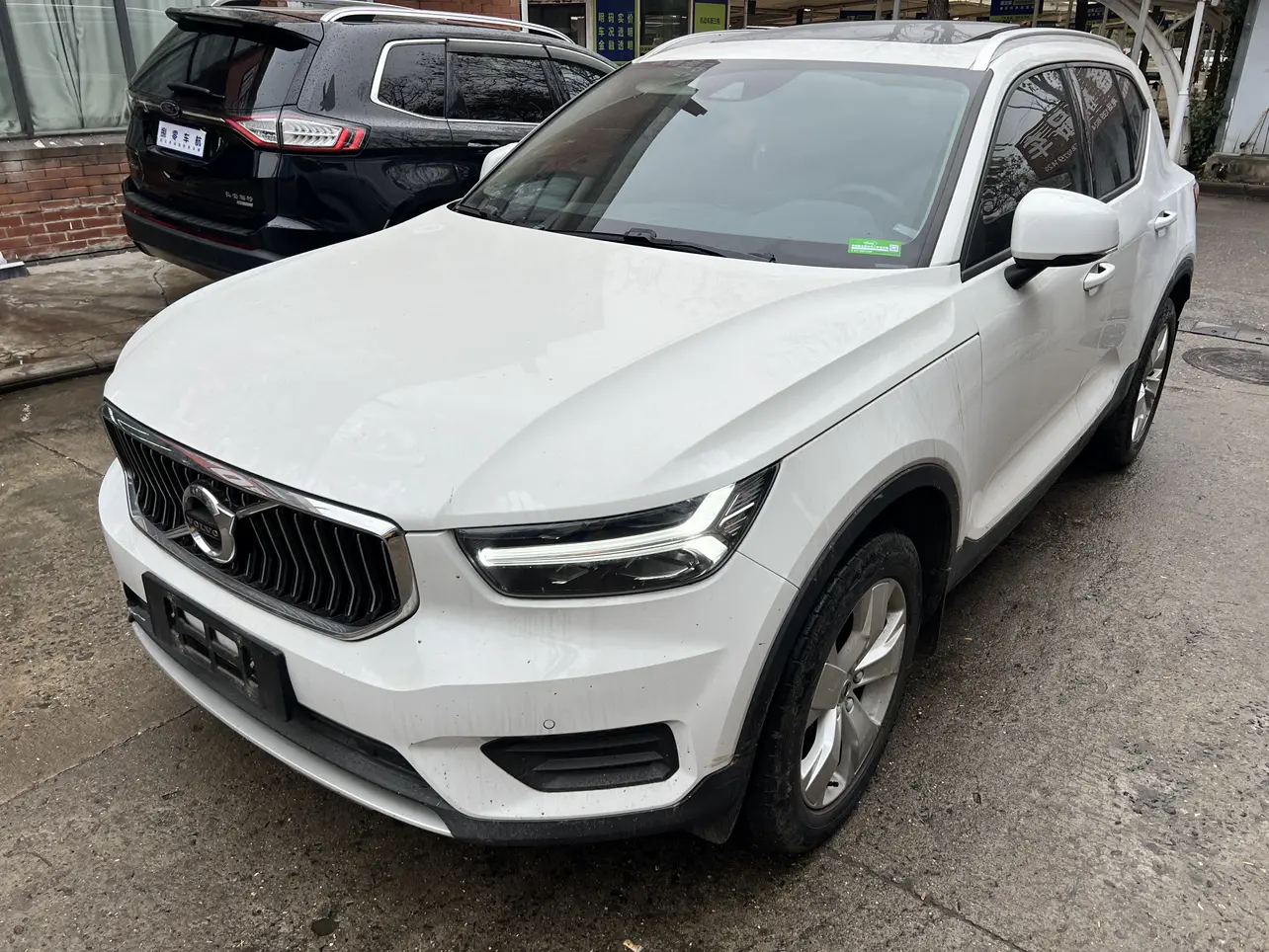 Volvo XC40  из Китая