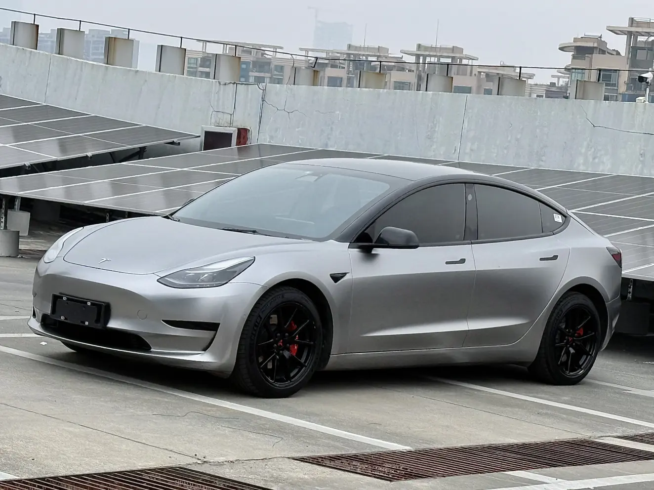 Tesla Model 3  из Китая