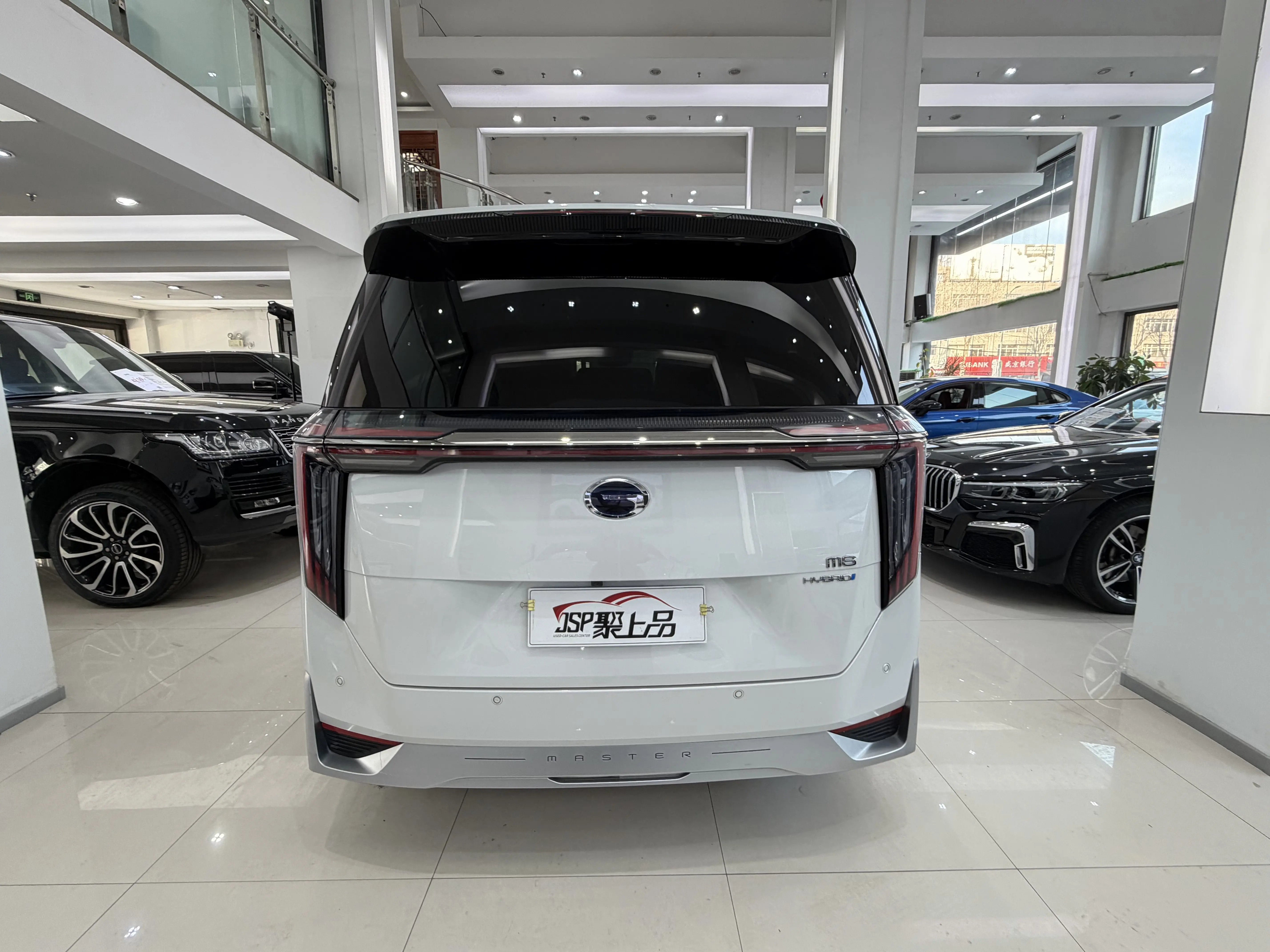 GAC Trumpchi M8  из Китая