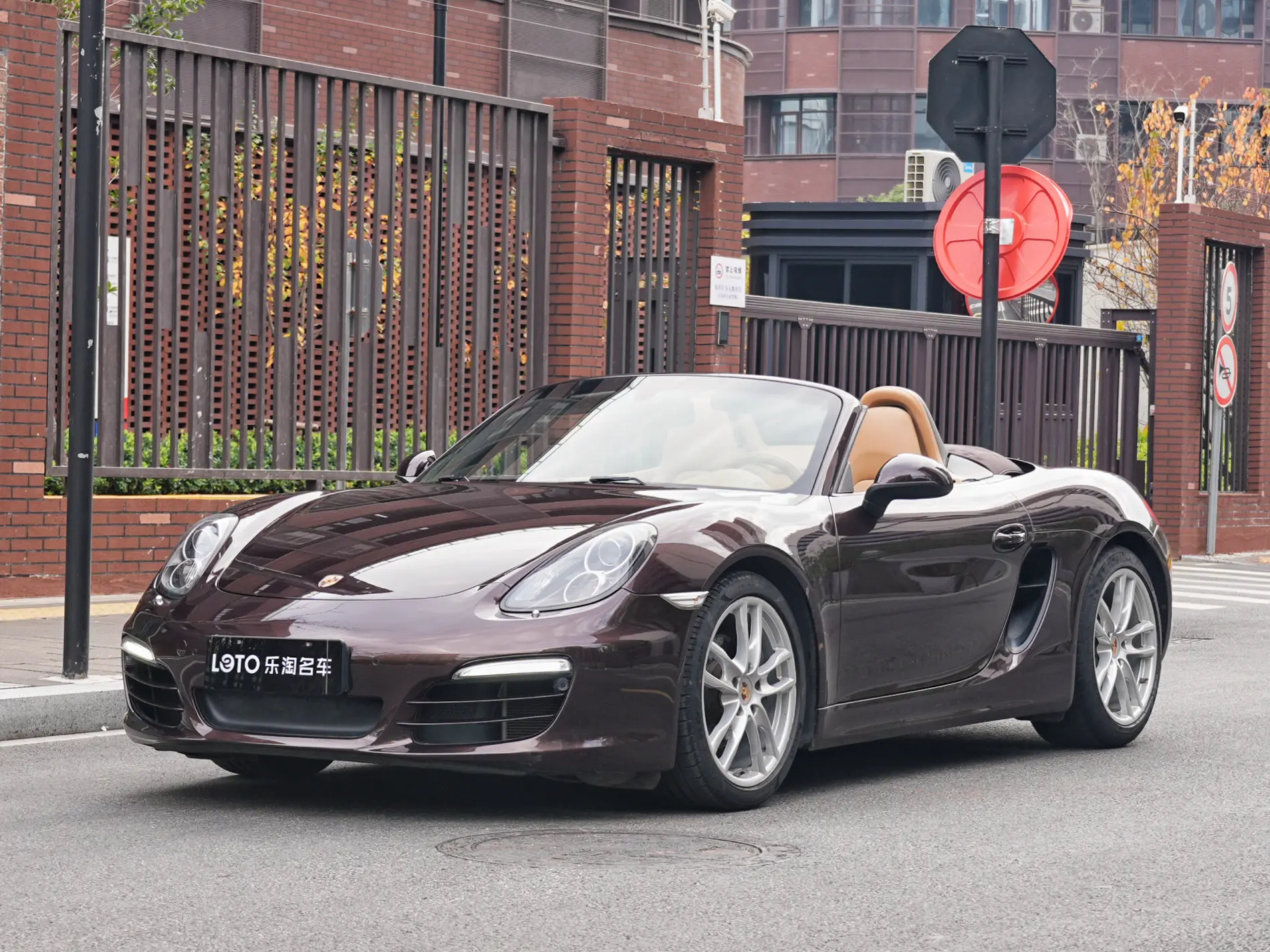 Porsche Boxster  из Китая