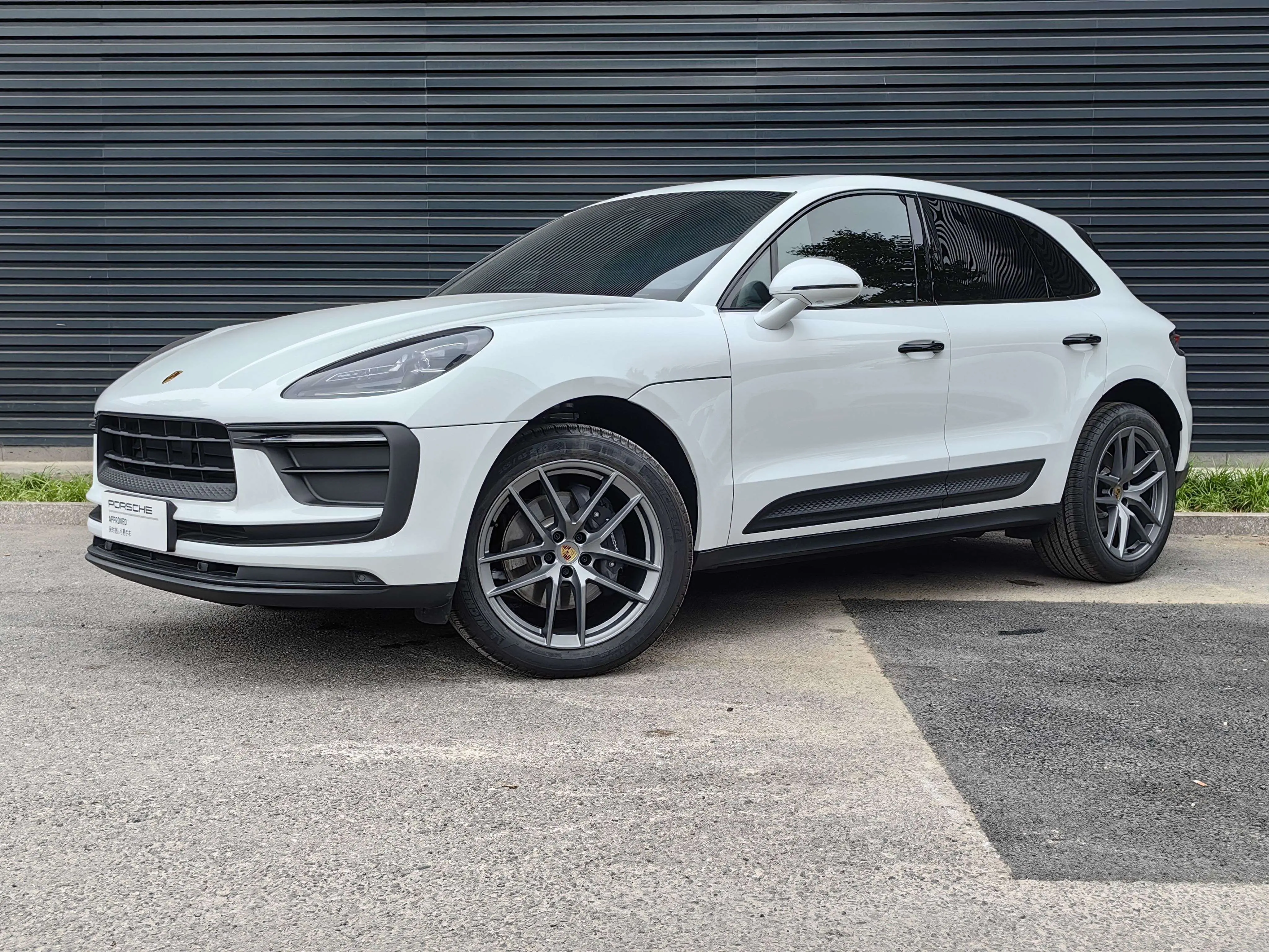 Porsche Macan  из Китая