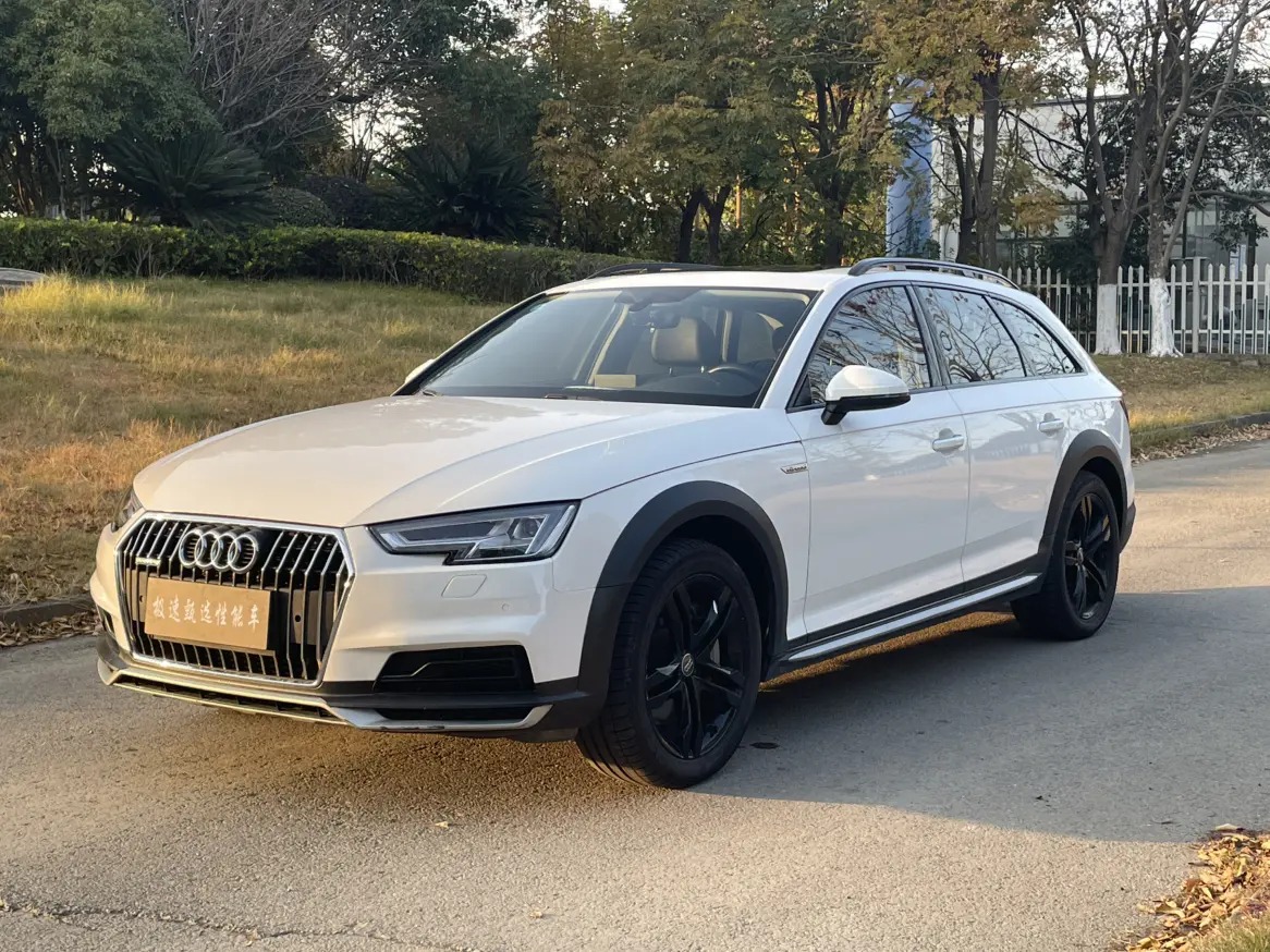 Audi A4  из Китая