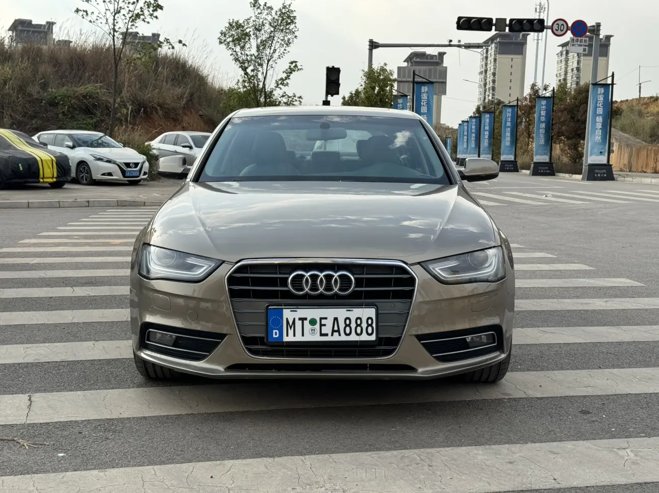 Audi A4L  из Китая