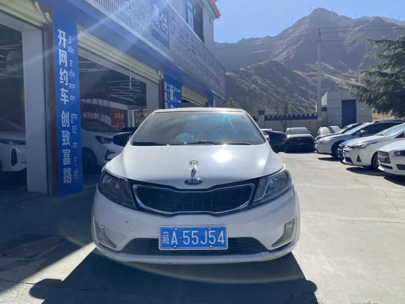 Kia K2  из Китая