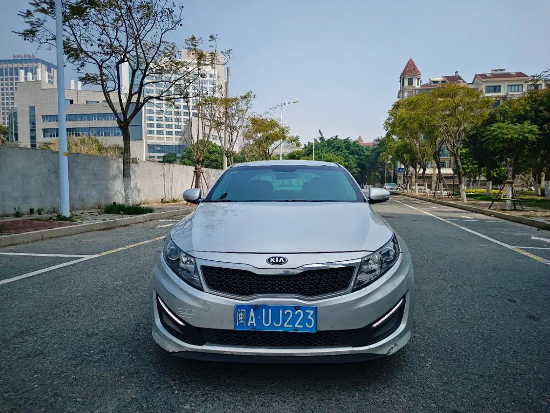 Kia K5  из Китая