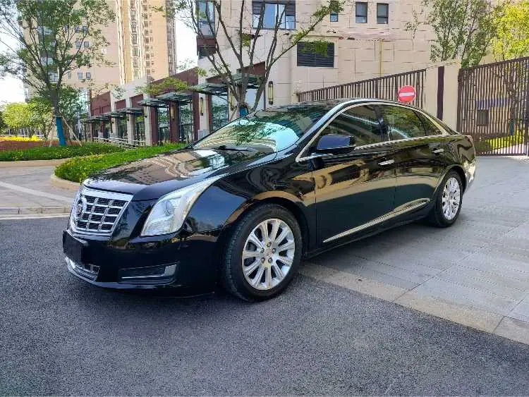 Cadillac XTS  из Китая