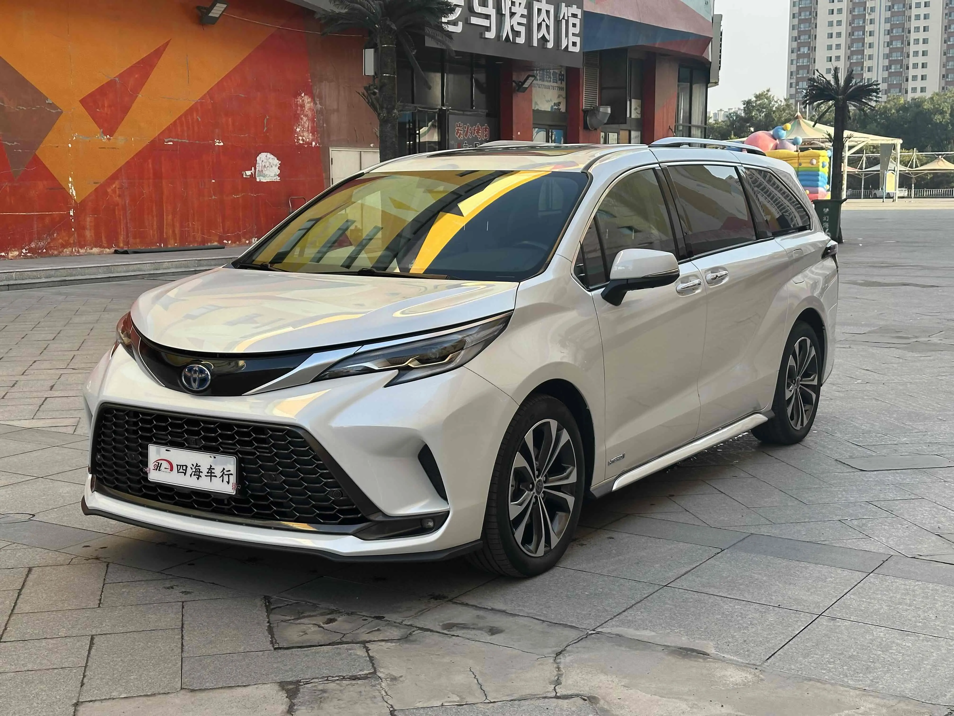 Toyota Granvia  из Китая