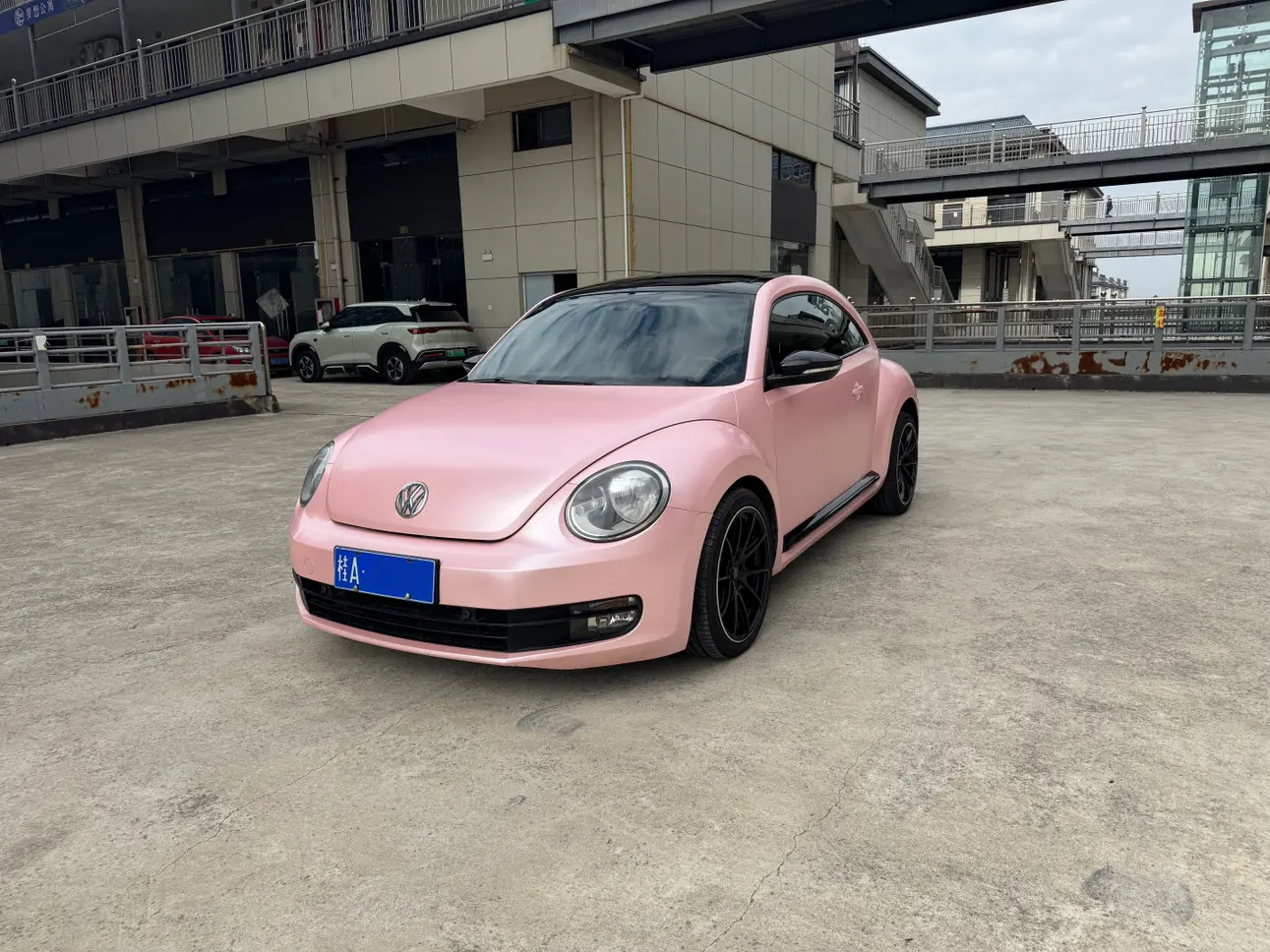 Volkswagen Beetle  из Китая