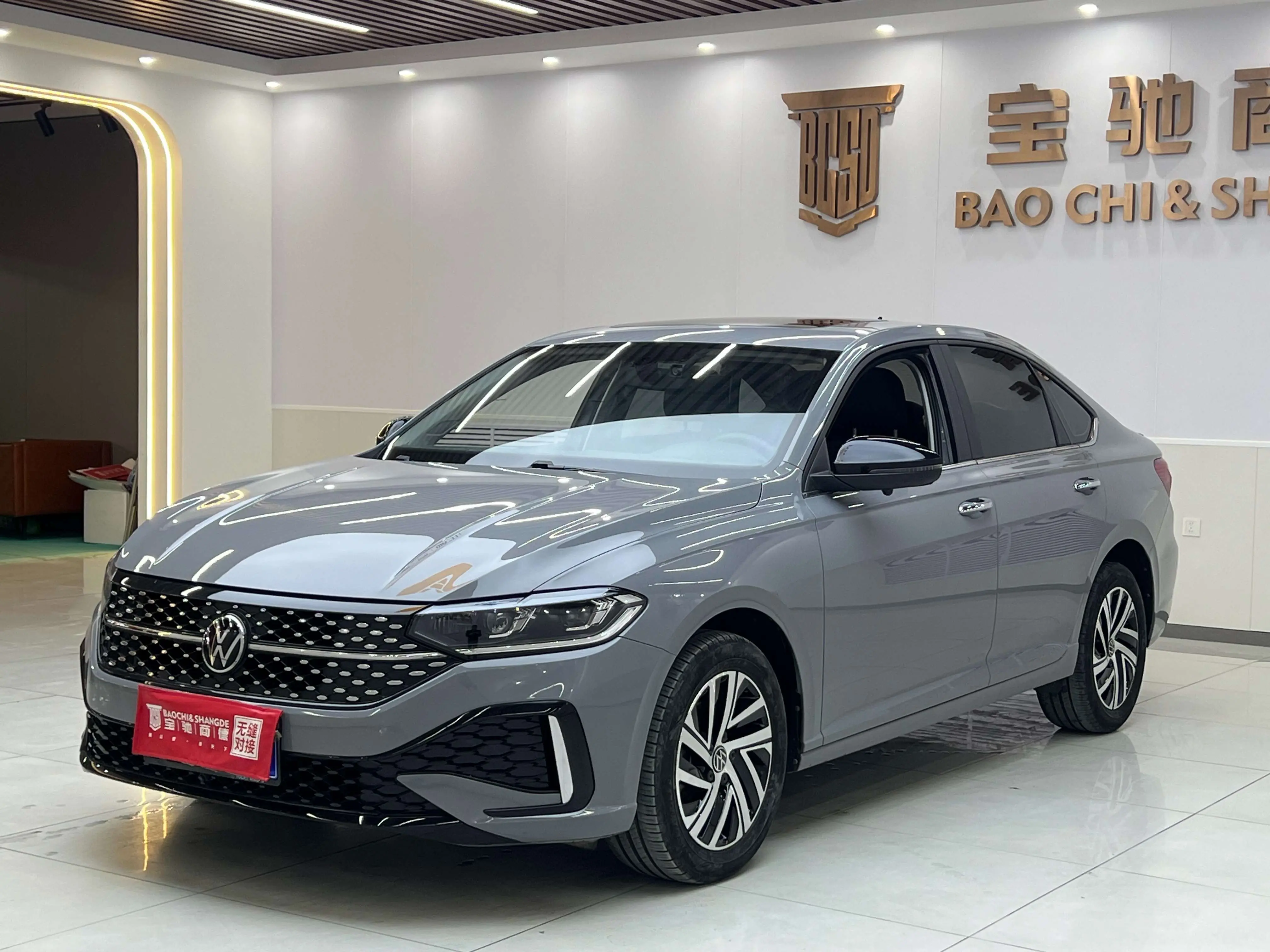 Volkswagen Lavida  из Китая