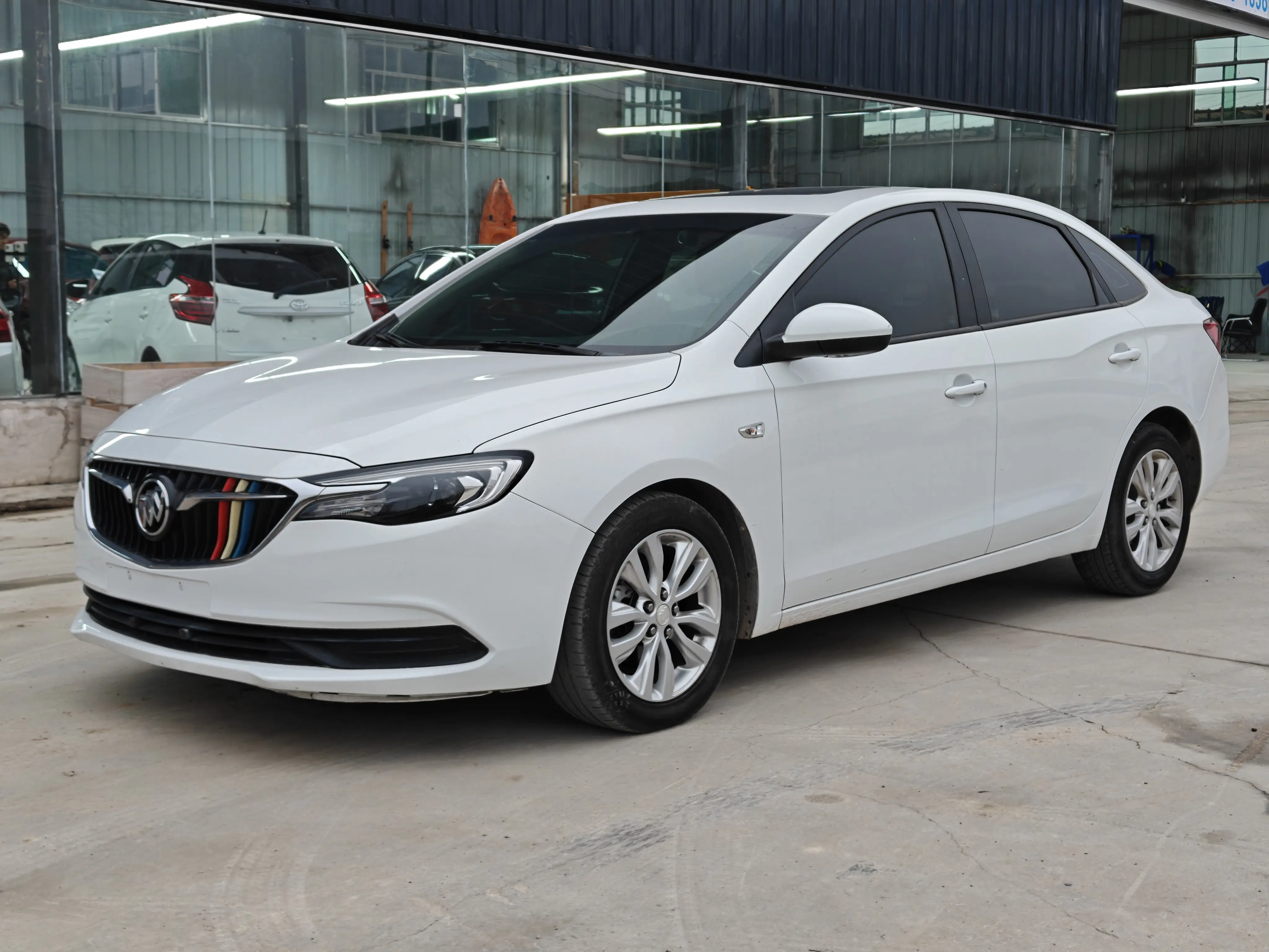 Buick Yinglang  из Китая
