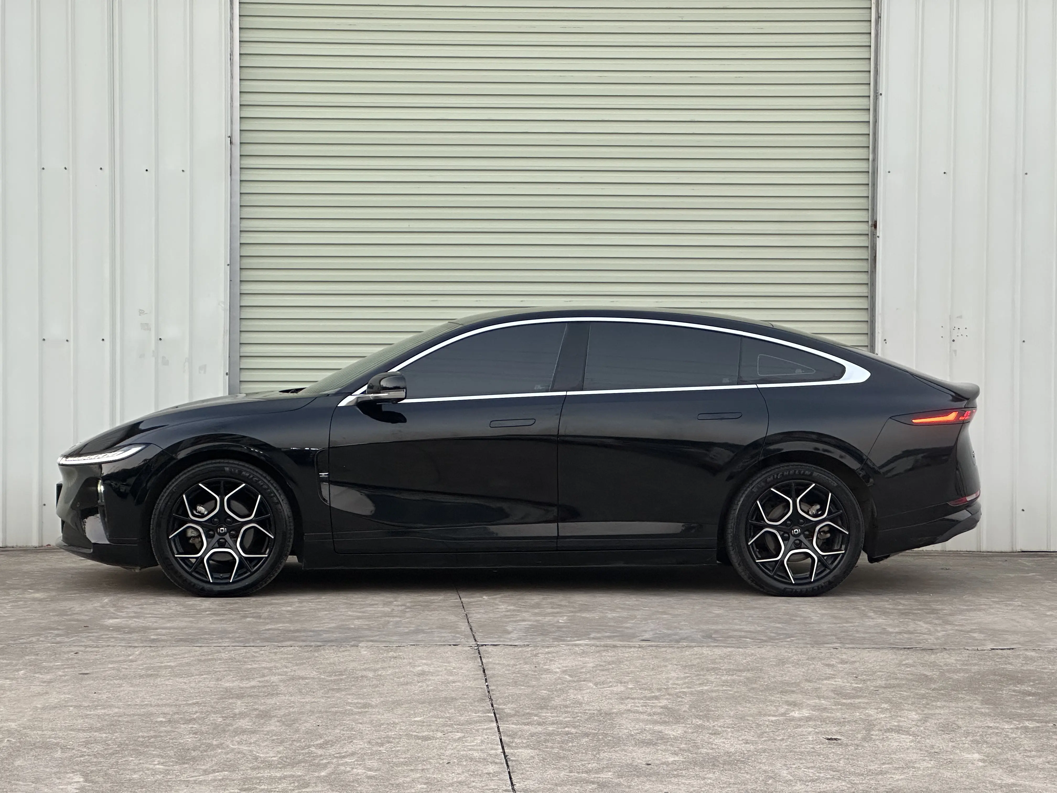 Changan Qiyuan A07  из Китая