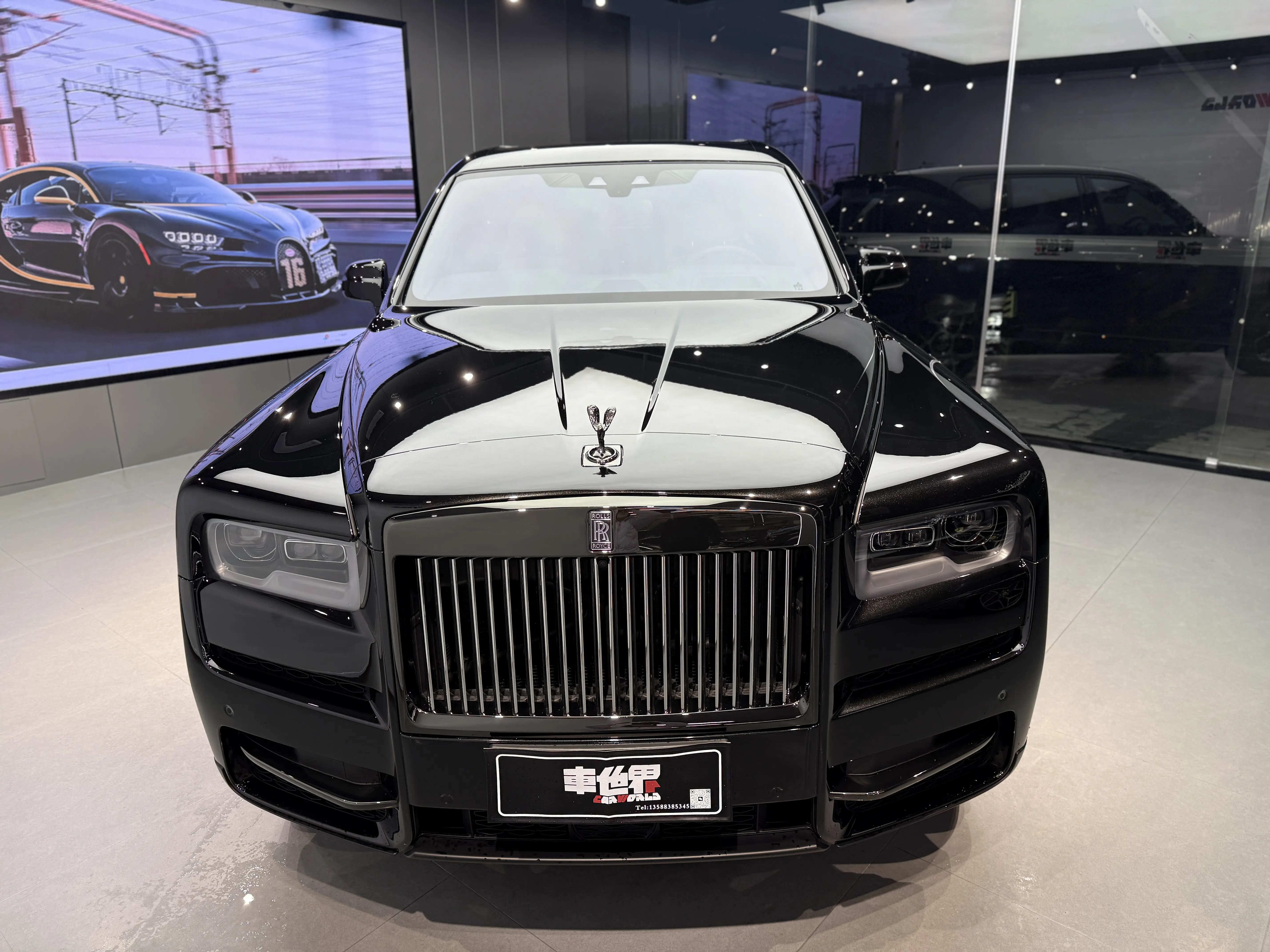 Rolls Royce Cullinan  из Китая