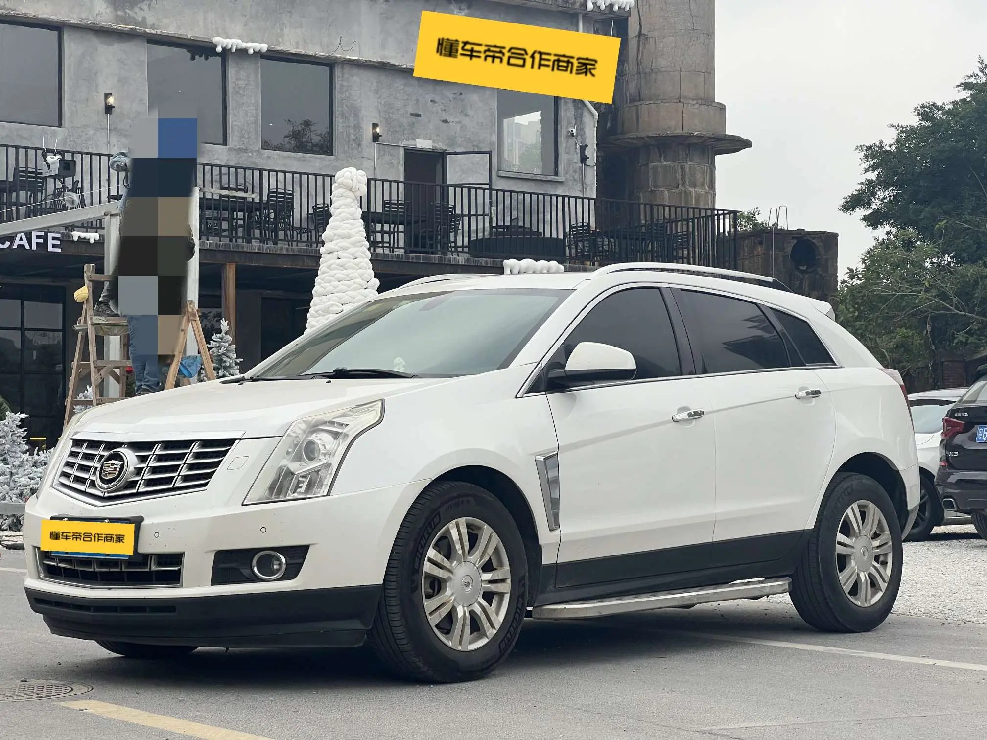 Cadillac SRX  из Китая