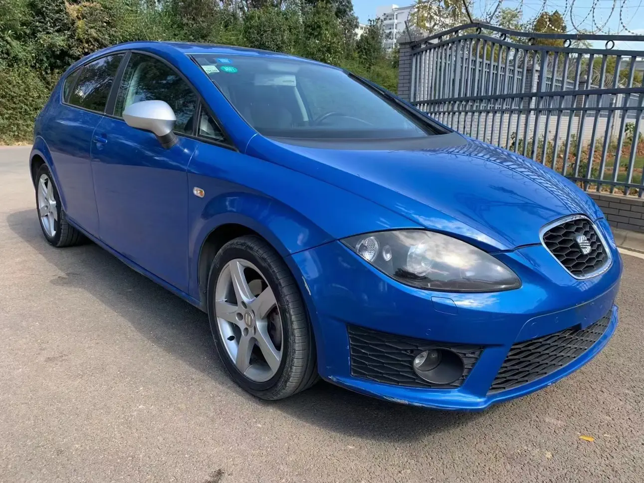SEAT LEON  из Китая